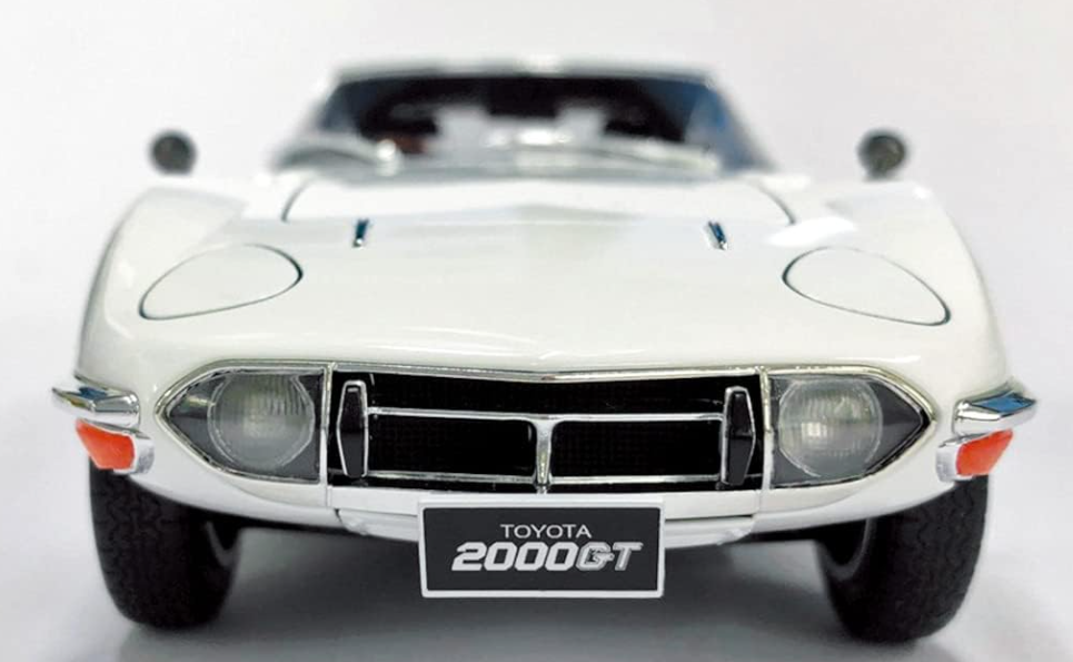 AOSHIMA 1/24 The Model Car No.1 Toyota MF10 2000GT 1969 - JDM Classic Sports Car Model Kit