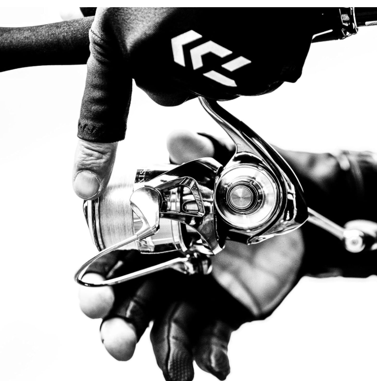 DAIWA 22 EXIST LT3000-H | Flagship JDM Spinning Reel - High-Speed Performance & Ultimate Sensitivity