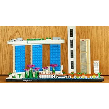 LEGO Architecture 21057 Singapore Skyline | Iconic Landmark Display Set - Modern Urban Architecture - Brand New, JDM Stock